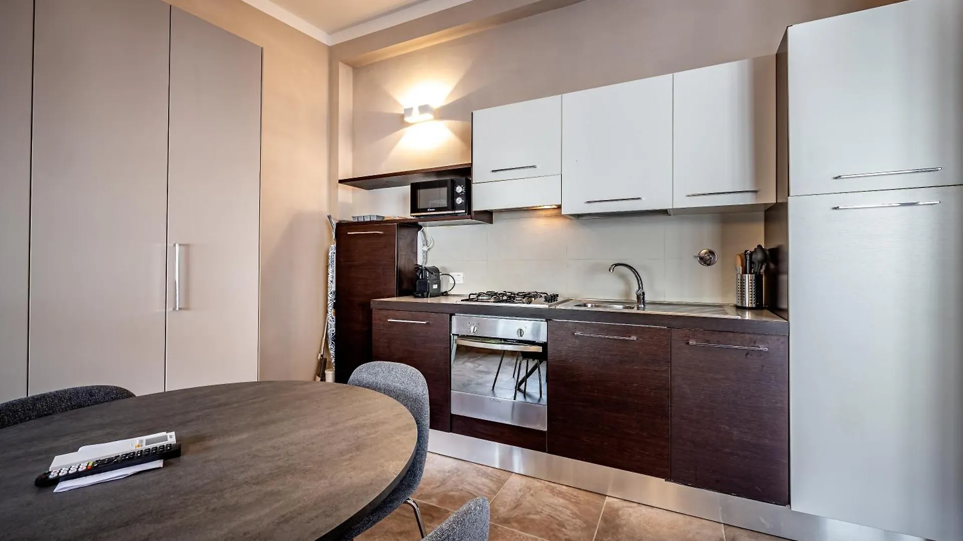 Yid Luxury Studio Florence Apartment